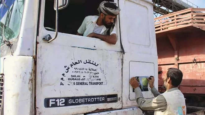 جهود لضبط المخالفين من سائقي الشاحنات بعدن
